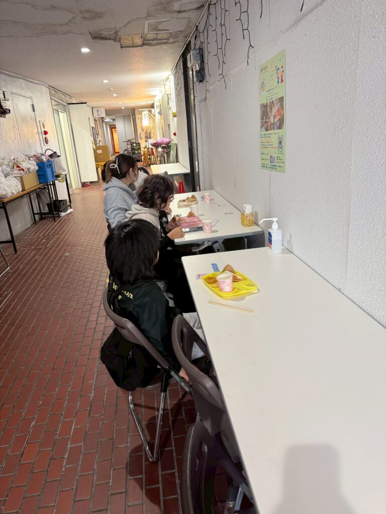 fooLINE_ALBUM_20260419子ども食堂_260421_72foo